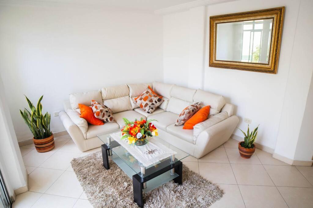 Ferienwohnung Hermoso Apto A 5 Minutos Del Centro Historico Cartagena  Exterior foto
